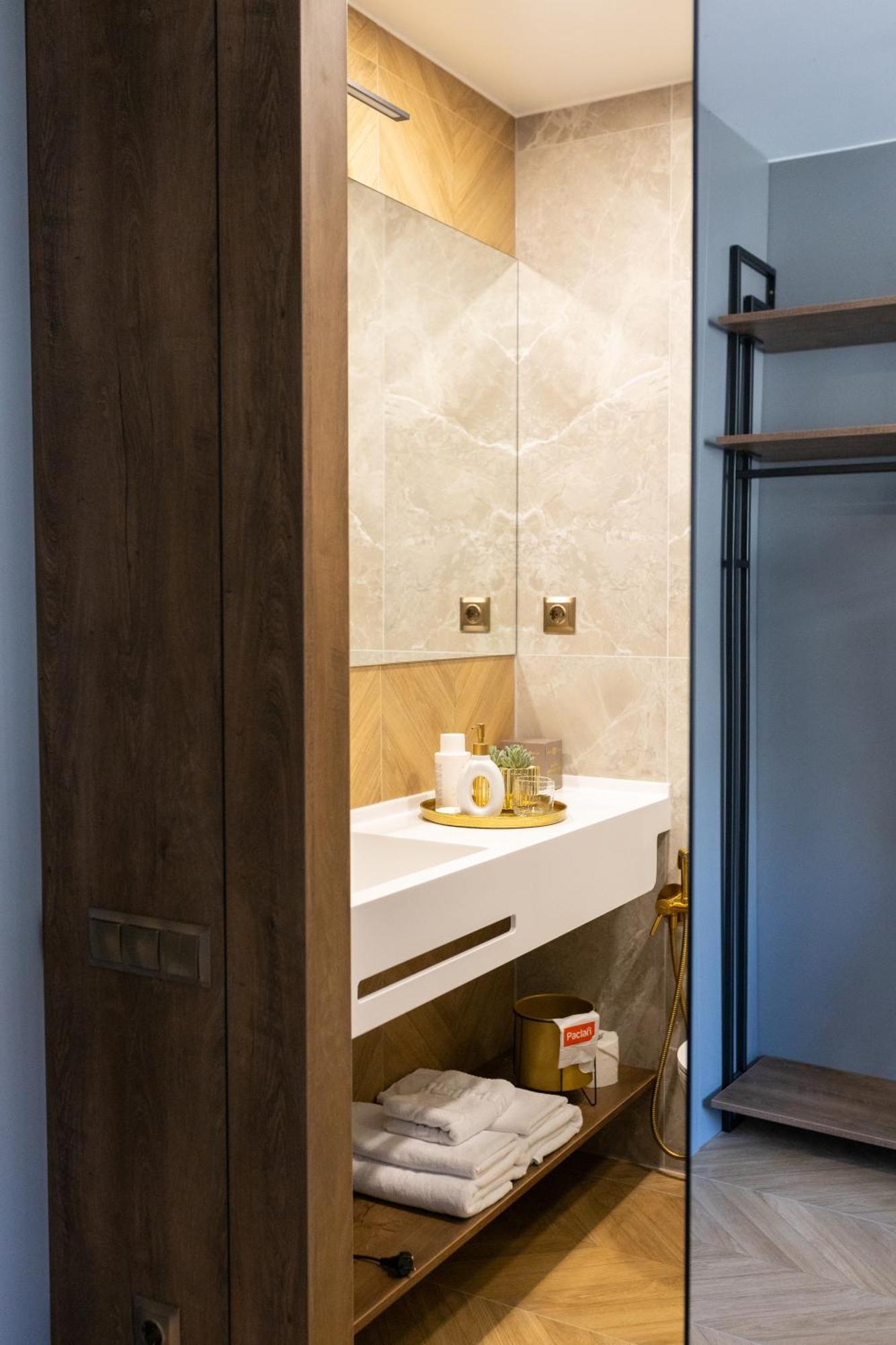 Four Sisters Luxury Rooms In Siauliai Zewnętrze zdjęcie