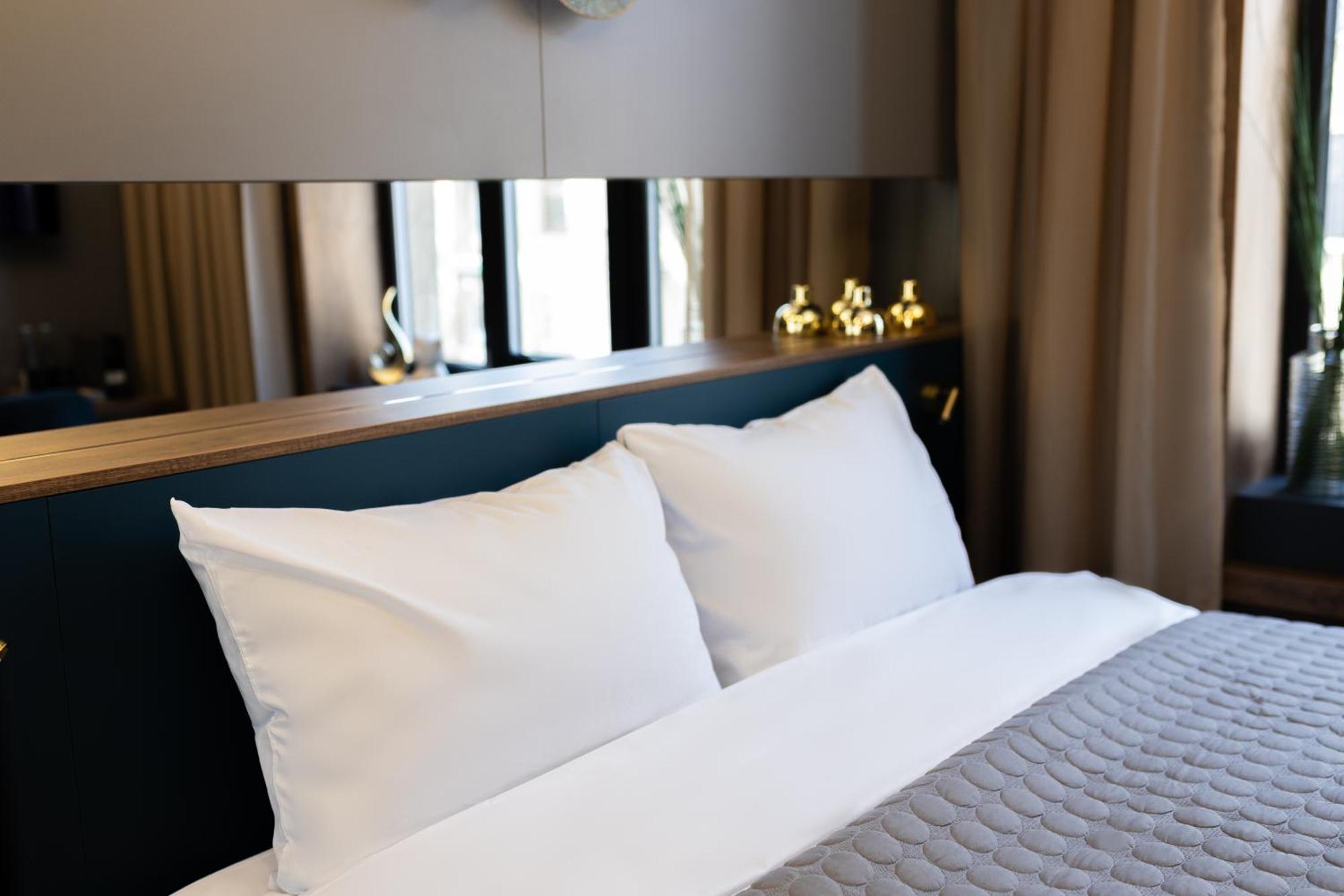 Four Sisters Luxury Rooms In Siauliai Zewnętrze zdjęcie